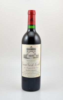1 Flasche 1982 Chateau Leoville Las Cases Grand Vin de Leoville, Saint-Julien, ca. 75 cl, Etikett l. beschmutzt, Füllstand: ca. into neck, ...