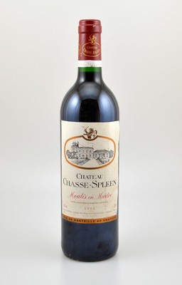 1 Flasche 1996 Chateau Chasse-Spleen, Moulis en Medoc, ca. 75 cl, 12,8 % Vol., Füllstand: ca. into neck, Etikett l. beschmutzt, unverkostet