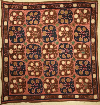 Seiden Susani alt, Bochara, um 1930, Seide auf Seide, ca. 230 x 220 cm, mit Rückenfütterung, seltenes Design, EHZ: 2, dekorativ