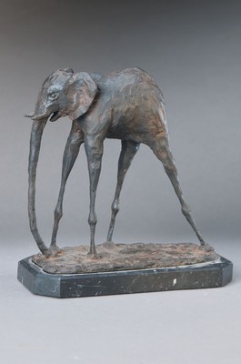 Martin Fiala, zeitgenössischer spanischer Künstler, Elefante surrealista, Metallguß, limit. 12/100, Marmorsockel, Gesamth. ca. 22cm