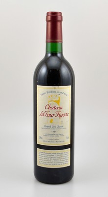 1 Flasche 1995 Chateau La Tour Figeac, Grand Cru Classe, ca. 75 cl, 13,2 % Vol., Füllstand: ca. into neck, unverkostet, Provenienz: Aus einer ...