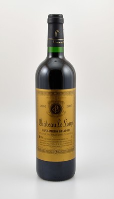 1 Flasche 2007 Chateau Le Loup, Saint-Emilion Grand Cru, ca. 75 cl, 13 % Vol.,Füllstand: into neck, guter Erhaltungszustand, unverkostet
