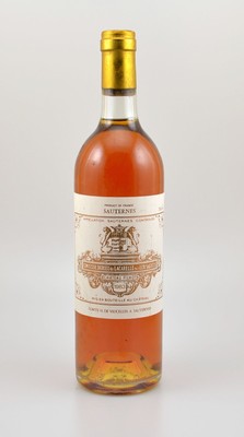 5 Flaschen 1983 Chateau Filhot Comtesse Durieude Lacarelle nee Lur-Saluces, Sauternes, je ca. 75 cl, Füllstände: je ca. into neck, gute ...