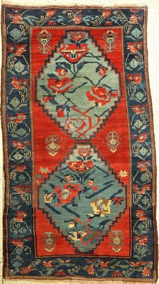 Karabagh alt, Kaukasus, um 1930, Wolle auf Wolle, ca. 195 x 110 cm, EHZ: 4