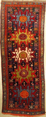 Karabagh alt, Kaukasus, (Lesghi Muster), um1940, Wolle auf Wolle, ca. 297 x 118 cm, EHZ: 3-4
