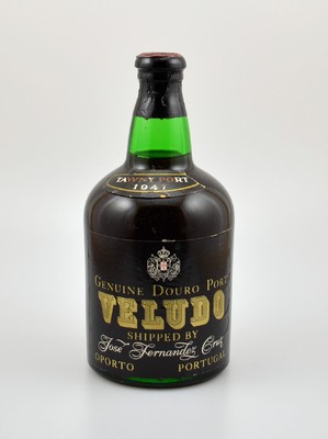 1 Flasche 1947 Tawny Port Veludo Genuine Douro Port, Füllstand: ca. into neck, Etikett l. beschmutzt bzw. besch., unverkostet