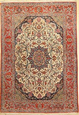 Esfahan fein, Persien, ca. 40 Jahre, Korkwolle auf Seide, ca. 235 x 165 cm, EHZ: 2-3