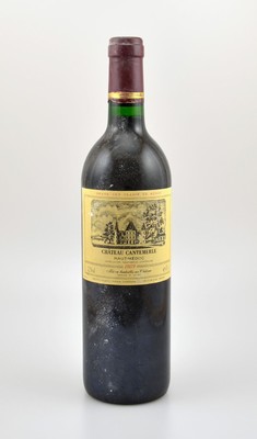 8 Flaschen 1989 Chateau Cantemerle, Haut-Medoc, Grand Cru Classe, je ca. 75 cl, 12,5 % Vol., Füllstände: je ca. into neck, Kapseln z.T. besch., ...