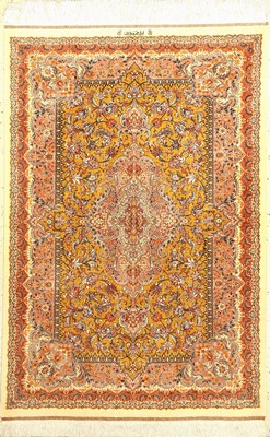 Sehr feiner Seiden Ghom "Hadadi" (Signiert), Persien, ca. 15 Jahre alt, reine Naturseide. Dekorativer Seiden Ghom mit kunstvollen ...
