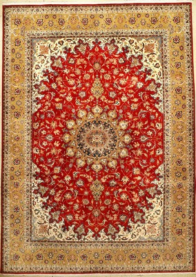 Täbriz fein (Part-Silk) alt, Persien, ca. 40 Jahre, Korkwolle mit Seide, ca. 352 x 253 cm, edel und dekorativ, seltene Farbkomposition, EHZ: 1-2 ...