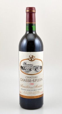 12 Flaschen 1988 Chateau Chasse-Spleen, Moulis en Medoc, je ca. 75 cl, 12,5 % Vol., Füllstände: je ca. into neck, Etiketten z.T. min. beschmutzt, ...