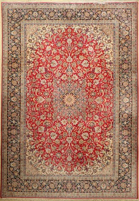 Esfahan fein, Persien, ca. 30 Jahre, Korkwolle mit und auf Seide, ca. 365 x 256 cm,ca. 1,0 Mio. Kn/qm, EHZ: 2-3