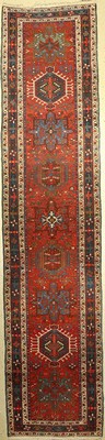 Karadja alt, Persien, um 1930, Wolle auf Baumwolle, ca. 442 x 100 cm, EHZ: 3