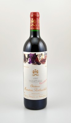 1 Flasche 1992 Chateau Mouton Rothschild, Pauillac, Premier Grand Cru Classe, ca. 75 cl, 12,5 % Vol., Füllstand: into neck, unverkostet, ...