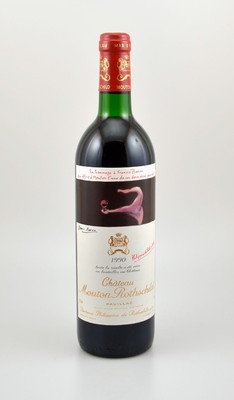 1 Flasche 1990 Chateau Mouton Rothschild, Pauillac, ca. 75 cl, 12,5 % Vol., Füllstand: top shoulder, hervorragender Erhaltungszustand, im orig. ...