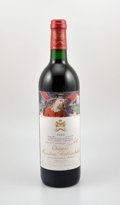1 Flasche 1985 Chateau Mouton Rothschild, Pauillac, Premier Grand Cru Classe, ca. 75 cl, Füllstand: ca. into neck, Etikett l. beschmutzt bzw. ...