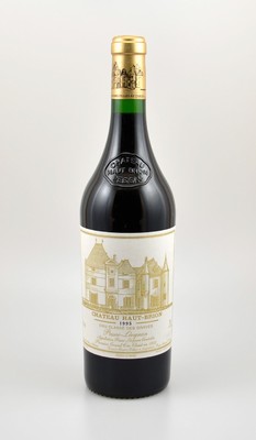 1 Flasche 1995 Chateau Haut-Brion, Pessac-Leognan, Premier Grand Cru Classe, ca. 75 cl, 13 % Vol., Abstand zwischen Kapsel und Wein: ca. 1 cm, guter ...