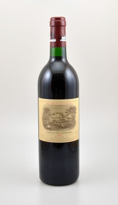 1 Flasche 1993 Chateau Lafite Rothschild, Pauillac, Premier Grand Cru Classe, ca. 75 cl, 12,5 % Vol., Füllstand: ca. into neck, hervorragender ...