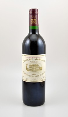 1 Flasche 1995 Chateau Margaux, Margaux, Premier Grand Cru Classe, je ca. 75 cl, 12,5 % Vol., Füllstand: ca. into neck, Etikett min. beschmutzt, ...