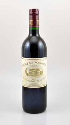 1 Flasche 1995 Chateau Margaux, Margaux, Premier Grand Cru Classe, je ca. 75 cl, 12,5 % Vol., Füllstand: ca. into neck, guter Erhaltungszustand, ...