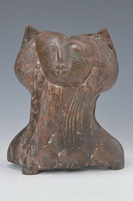 Gernot Rumpf, geb. 1941, Die einsame Jungfrau, Bronzeskulptur, unten im innen-lebenmonogramm. ca. 21x17x12 cm
