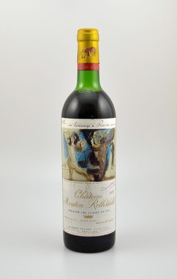 1 Flasche 1973 Chateau Mouton Rothschild, Pauillac, Premier Grand Cru Classe, ca. 73 cl, Füllstand: ca. upper mid shoulder, Etikett l.beschmutzt, ...