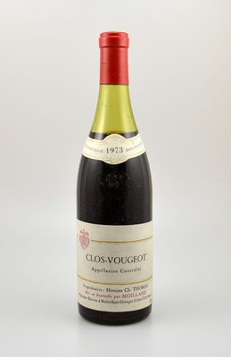 5 Flaschen 1973 Clos-Vougeot, Nuits-Saint-Georges, Heritiers Ch. Thomas, je ca. 73 cl, Abstände zwischen Kapsel und Wein: ca. 2,5-5 cm, Etiketten l. ...