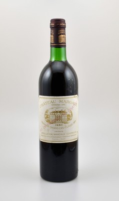 1 Flasche 1980 Chateau Margaux, Margaux, Premier Grand Cru Classe, ca. 75 cl, Füllstand: ca. top shoulder, Etikett min beschmutzt, unverkostet, ...