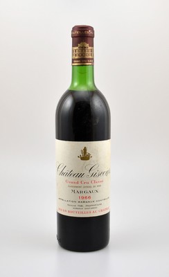 1 Flasche 1966 Chateau Giscours, Margaux, Füllstand: ca. upper mid shoulder, Etikett l. beschmutzt, unverkostet, Provenienz: Aus einer privaten ...