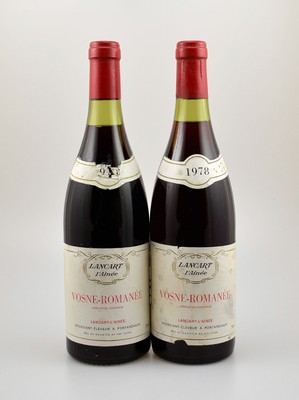 2 Flaschen 1978 Lancart I'Ainee Vosne Romanee, je ca. 73 cl, Abstände zwischen Kapsel und Wein: ca. 2 cm, Etiketten l. besch.bzw. beschmutzt, ...
