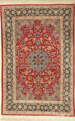 Esfahan fein, Persien, ca. 30 Jahre, Korkwolle mit und auf Seide, ca. 164 x 108 cm,EHZ: 2