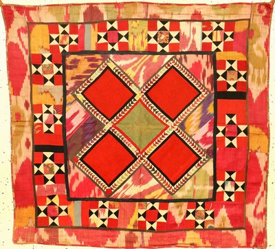 Usbekische "Stickerei" antik, Usbekistan, Ende 19.Jhd., Seide/Baumwolle/Filz. Kleine quadratische Stickerei mit Ikat Applikationen, ca. 84 ...