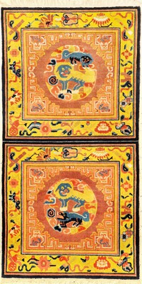 Sehr feiner Ning-Hsia "Sitzbankteppich" antik (Fo Hunde), Westchina, 19.Jhd., Korkwolle geknüpft auf Baumwolle. Sehr hochwertiger ...