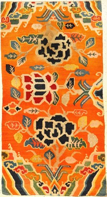 Schigatse "Khaden" alt (Päonien Design), Südtibet, um 1920, Wolle geknüpft auf Wolle. Dekorativer Schlafteppich der Tibeter mit ...