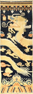 Mongolischer Säulenteppich, Drachenteppich,Mongolai, um 1950, Wolle auf Baumwolle, ca. 215 x 80 cm, dekorativ, EHZ: 3 (Altersspuren)