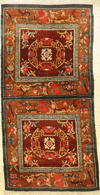 Sitzbankteppich alt, Tibet, um 1920, Wolle auf Baumwolle, ca. 162 x 83 cm, EHZ: 2-3