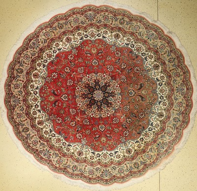 Täbriz (Rund), Persien, ca. 40 Jahre, Korkwolle mit Seide, ca. 254 cm, EHZ: 2-3(verblasst)