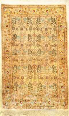 Seiden Hereke alt (Signiert), Türkei, um 1960, reine Naturseide, ca. 165 x 106 cm, feine Qualität, EHZ: 3