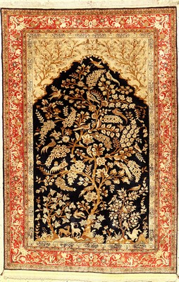 Seiden Ghom alt (Lebensbaum), Persien, um 1960, reine Naturseide, ca. 216 x 140 cm, EHZ: 2 (guter Zustand). Kunstvolles Tree of Life Design auf ...