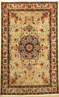 Feiner Täbriz alt (50 RAJ), Persien, ca. 40Jahre, Korkwolle, ca. 314 x 195 cm, dekorativ,seltene Farbgestaltung, EHZ: 2 (fachk.gereinigt), ...