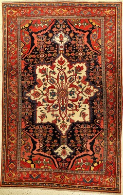 Seltener antiker Bidjar, Persien, Ende 19.Jhd., Wolle auf Wolle, ca. 220 x 143 cm, Naturfarben, EHZ: (Alters und Gebrauchsspuren, fachkundig ...