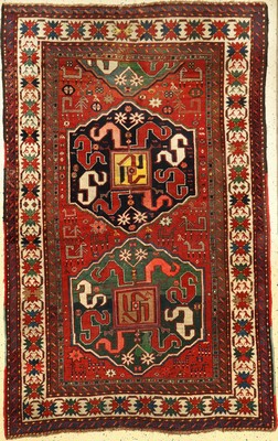 Chondzoresk Kasak antik, Wolkenband-Kasak, Kaukasus, Ende 19.Jhd., Wolle auf Wolle, ca. 226 x 145 cm, selten und sammelwürdig, EHZ: 3-4, Zwei ...