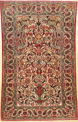 Feiner Keschan "Part-Silk" alt (Seidengrund), Zentralpersien, um 1920/1930, Korkwolle mit Seide geknüpft auf Baumwolle. Seltener Keschan ...