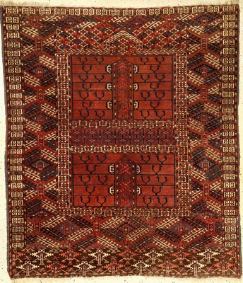 Feiner Tekke "Engsi" antik, Turkmenistan, 19.Jhd., Wolle geknüpft auf Wolle. Feiner Türteppich der Tekke Turkmenen mit seltener Baum ...
