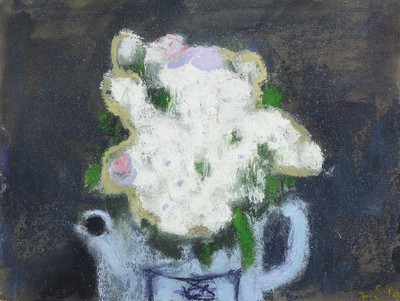 Klaus Fussmann, geb. 1938 Velbert, Stillleben mit Blumenstrauß in Kanne, handsigniert, unleserlich datiert, 31 x 41 cm,unter Glas, Rahmen: 55x64 cm