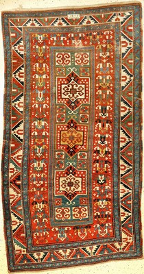 Fachralo Kasak antik, Südwestkaukasus, Datiert 1861, Wolle geknüpft auf Wolle. Seltener Fachralo mit grünen Feld und Provenienztypischen ...