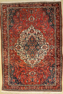 Bachtiar alt, Persien, ca. 50 Jahre, Wolle auf Baumwolle, ca. 339 x 225 cm, EHZ: 3