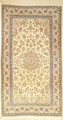 Feiner Nain alt (6 LA), Persien, ca. 40 Jahre, Korkwolle mit Seide, ca. 200 x 111 cm, EHZ: 2