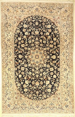 Nain fein, Persien, ca. 60 Jahre, Korkwollemit Seide, ca. 244 x 160 cm, EHZ: 2