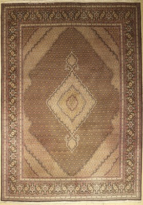Täbriz (Mahi Design), Persien, ca. 30 Jahre, Wolle auf Baumwolle, ca. 350 x 248 cm, EHZ: 3 (verblaßt)